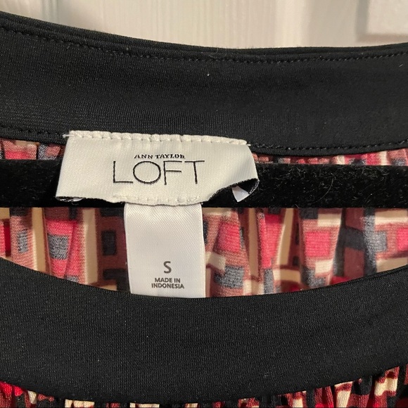 *DONATED* LOFT | Women’s Sheath Dress | Red White Black Pattern - Picture 2 of 4